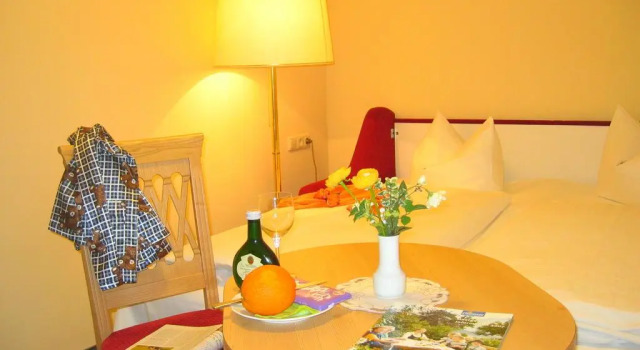 Kleines Hotel Edeltraud, Varaa Hotelli Hotellit Baijeri pysäköinnillä, Pysäköinti