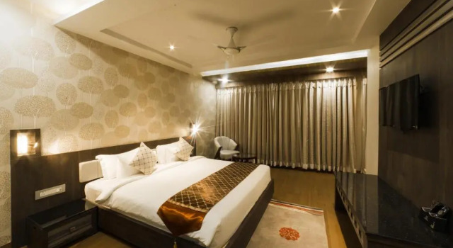 Номер Deluxe Costa Riviera Hotel
