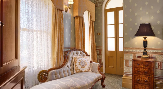 Номер Royal Craigs Royal Hotel