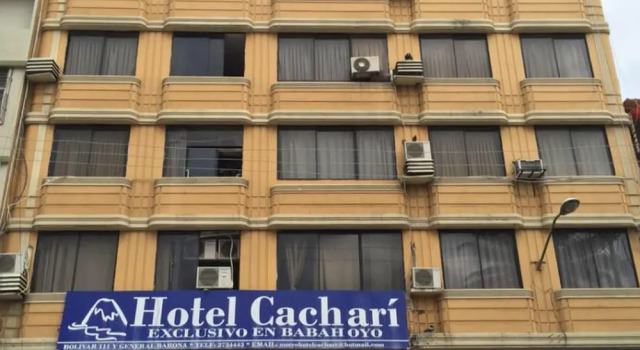 Hotel Cachari, Varaa Hotelli Guaranda 
