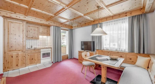 Hotel Nevada, Book Hotel Samnaun Engadin