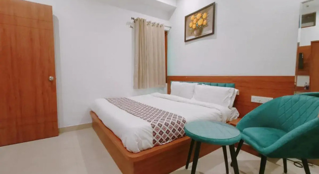 Hotel Lotus Bloom, Book Hotel Amritsar Punjab
