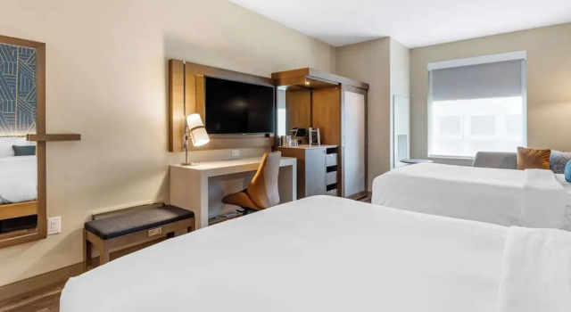 Номер Premium DoubleTree by Hilton Summerville Nexton