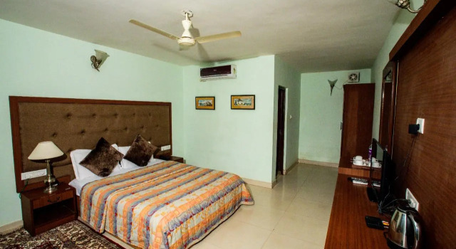 Номер Deluxe Отель Jayamahal Palace