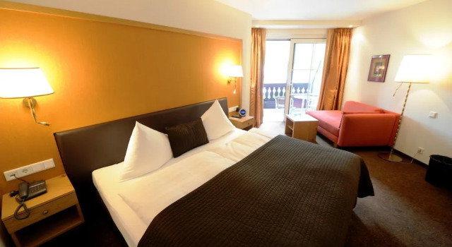 Двухместный номер Deluxe с балконом Hotel Saalbacher Hof