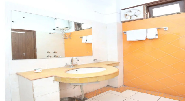 Номер Standard OYO 10985 Home Spacious 1BHK Barog