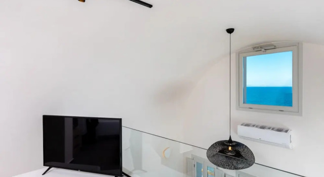 Neoma Luxury Suites