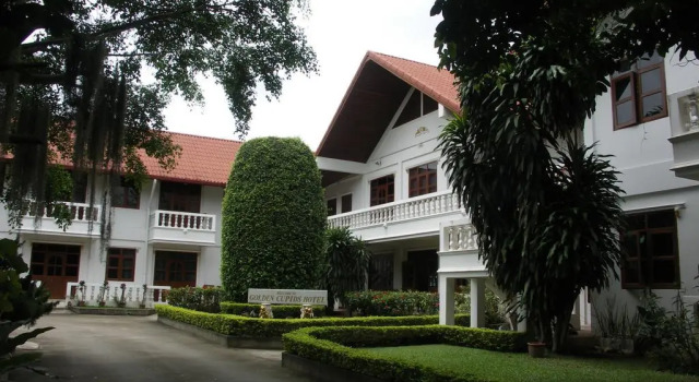 Golden Cupids Hotel