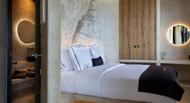 Вилла с балконом и с красивым видом из окна Senses Luxury Houses