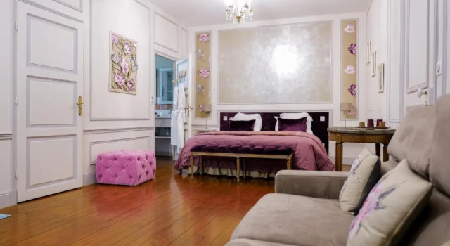 Номер Deluxe Champagne André Bergère & Suites