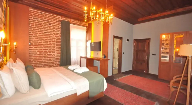 Mihman Konak Hotel, Boek Hotel Kars Oost-Anatolië