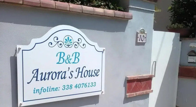Aurora's House