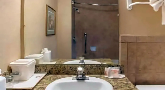 Двухместный номер Standard Ramada by Wyndham Fresno North