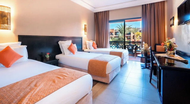 Трёхместный номер Standard с балконом Zalagh Kasbah Hotel & Spa