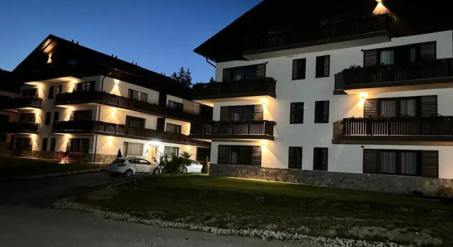 Albert Residence Grand Chalet, Забронировать Шале Пояна-Брашов Брашов, 3* 4*