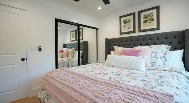 Coming Mid-April 2023! Beautifully upgraded two-story home with backyard oasis, Réserver Hôtel Placentia Disneyland
