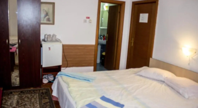 Четырёхместный номер Standard vila strugurelu hostel