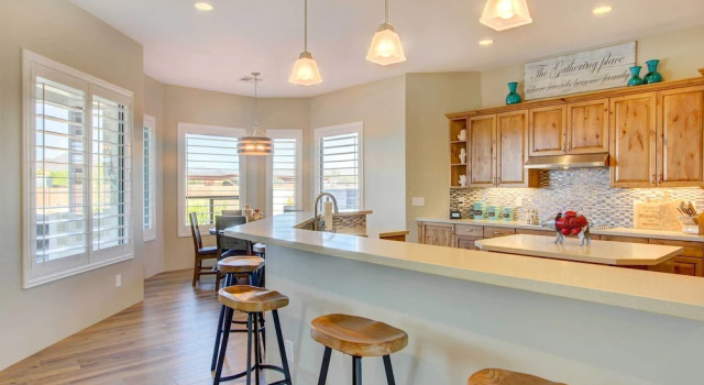 Oasis-like Phoenix Home w/ Private Outdoor Pool!, Varaa Hotelli New River Arizona