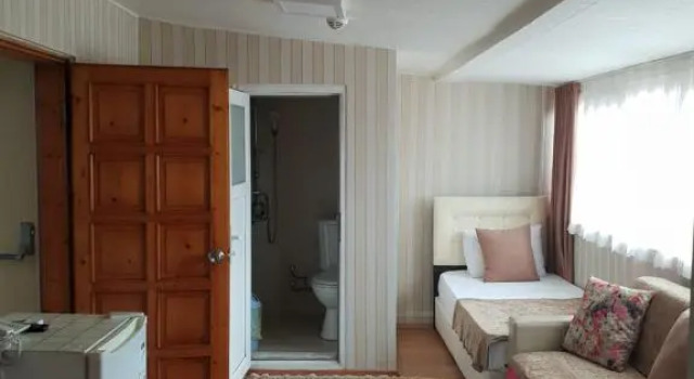 Четырёхместный номер Standard с видом на горы Sulduz Hotel