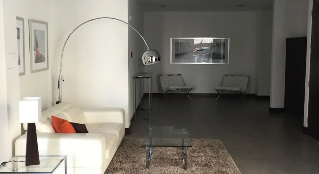 Las Condes con terraza, piscina, AC y parrilla, Buchen Sie Ferienwohnung Las Condes Metropolitan Region, in der Nähe von Einkaufszentrum Apumanque Mall