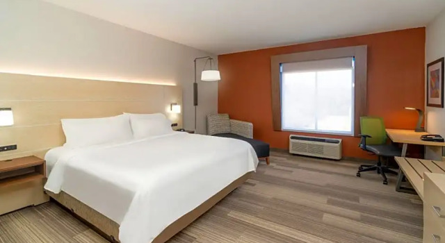 Номер Standard Holiday Inn Express Hotel & Suites Magee by IHG