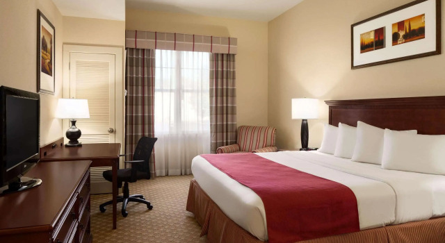 Country Inn & Suites Crestview, Book Hotel Hoteller i Crestview med pool, Swimmingpool