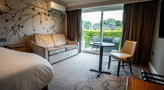 Семейный номер Superior Park Hall Hotel and Spa Wolverhampton