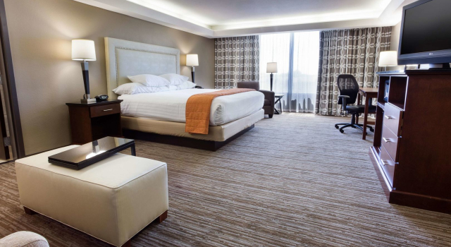 Drury Inn & Suites Kansas City Airport, Varaa Hotelli Kansas City Missouri