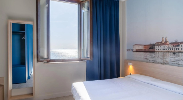 Hotel Acropole