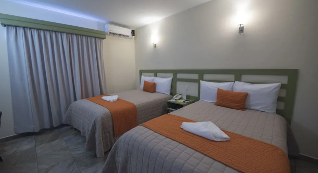 Четырёхместный номер Standard Hotel Palace Inn