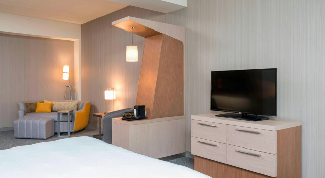 Courtyard by Marriott Mt. Pleasant at Central Michigan University, Prenota Hotel Mount Pleasant Michigan