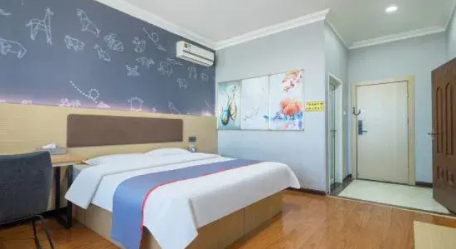 Люкс Deluxe Junyi Chain Hotel (Pinggu Dama Roundabout)