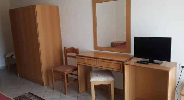 Трёхместный номер Standard с балконом и с красивым видом из окна Hotel Kastro