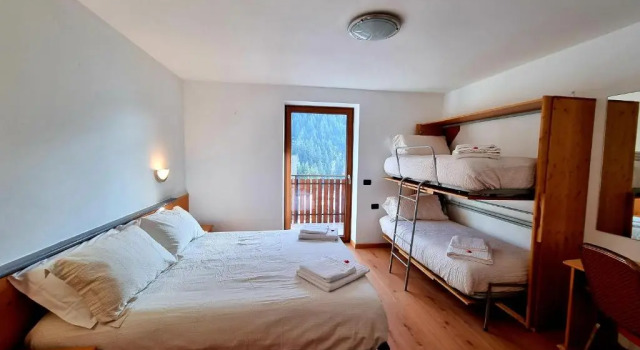 Четырёхместный номер Standard Hotel Pizboè