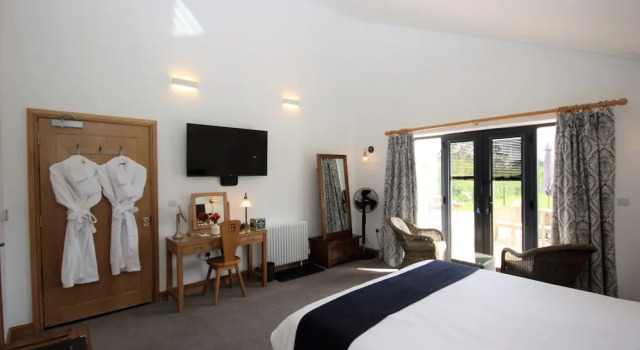 Millstone House Bed and Breakfast, Varaa Hotelli  