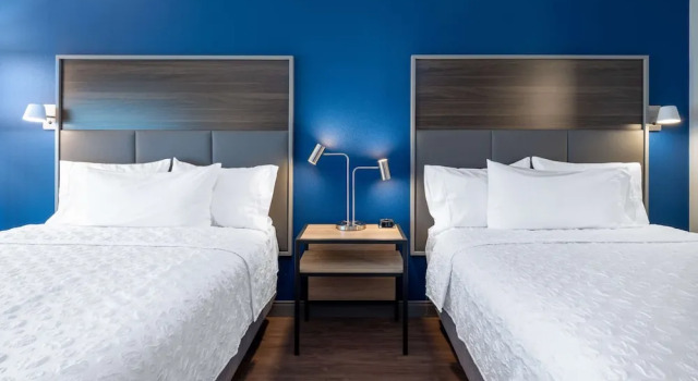 Четырёхместный номер Economy Tru by Hilton Naperville Chicago
