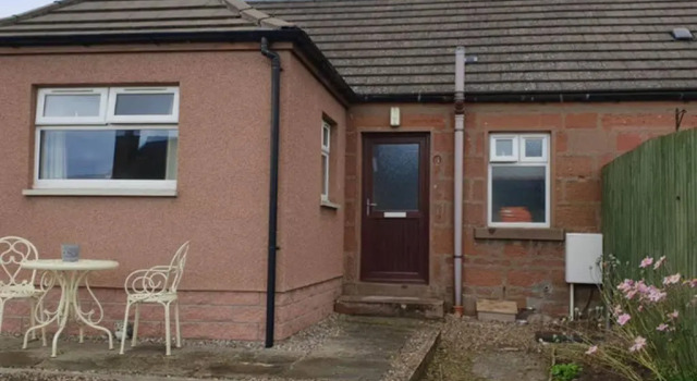 Коттедж Little Red Kirriemuir