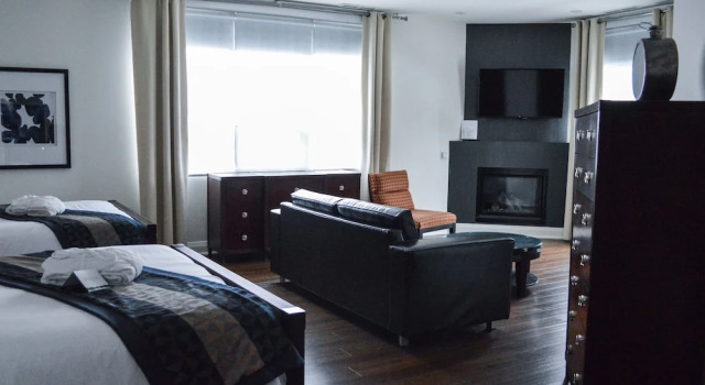 Четырёхместный номер Standard Sterling Inn & Spa