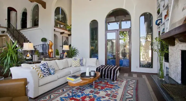 Hillview Spanish Villa