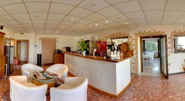 Auberge du Gros, Book Hostel / Vandrerhjem Hostels i Louvigny, Hostel / Vandrerhjem