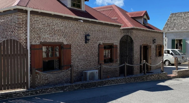 Barrel House St. Eustatius, Prenota Bed & breakfast Oranjestad Bonaire, Sint Eustatius e Saba