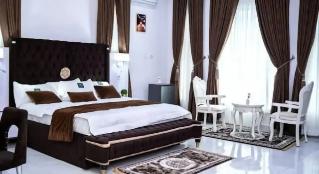 Gold Palm Hotels Ltd, Reservar Hotel Ikom Nigéria