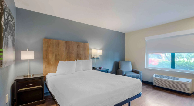 Люкс Extended Stay America Select Suites - Charlotte - University Place