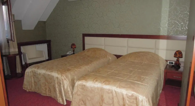 Апартаменты Comfort Hotel Sucevic Garni