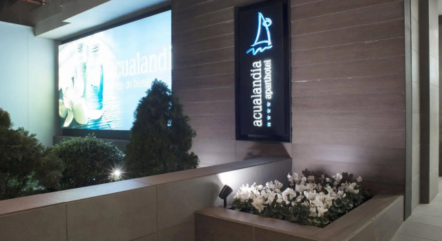 Aparthotel Acualandia