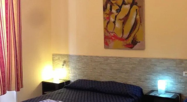 Ottimista B&B, Забронировать Гостевой дом Аппио-Латино Рим, рядом с Ослиные ворота