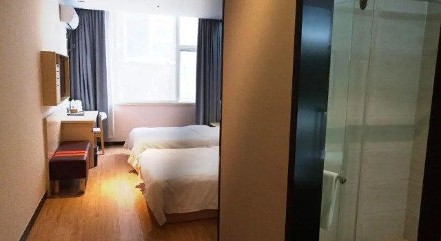 Двухместный номер Superior 7Days Premium Yantai Railway Station Branch