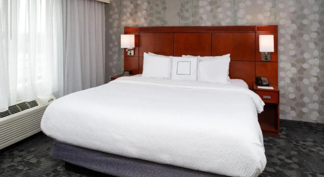 Люкс Courtyard by Marriott High Point