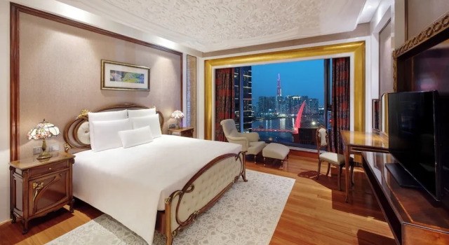 Номер Standard The Reverie Saigon Residential Suites