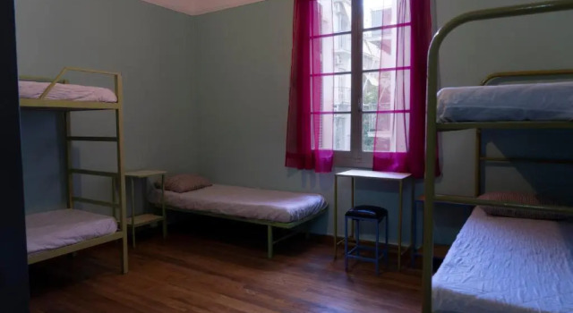 Кровать в общем номере Pagration Youth Hostel